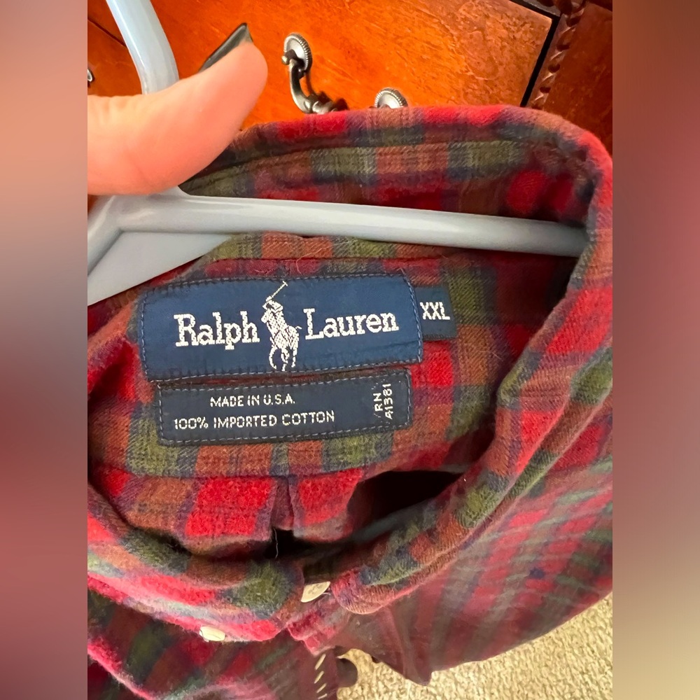 Ralph Lauren men’s button down long sleeved shirt. red/green plaid. XXL in EUC